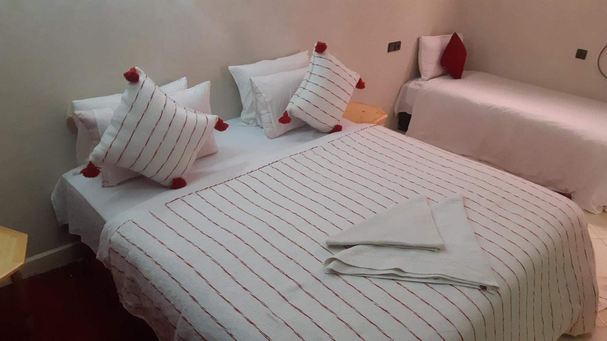 Hotel Restaurant Dar Al Madina Tinghir Luaran gambar
