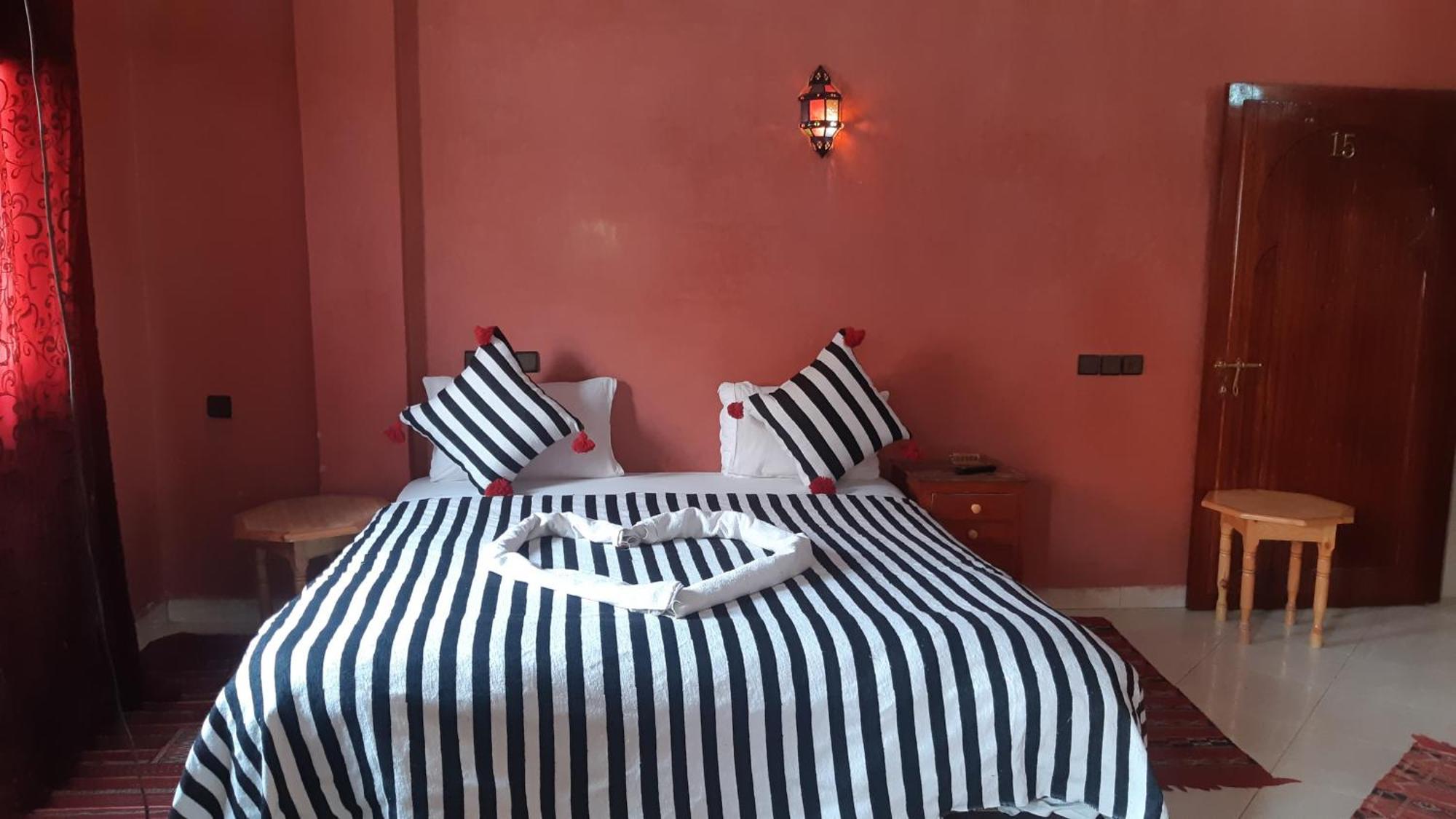 Hotel Restaurant Dar Al Madina Tinghir Luaran gambar